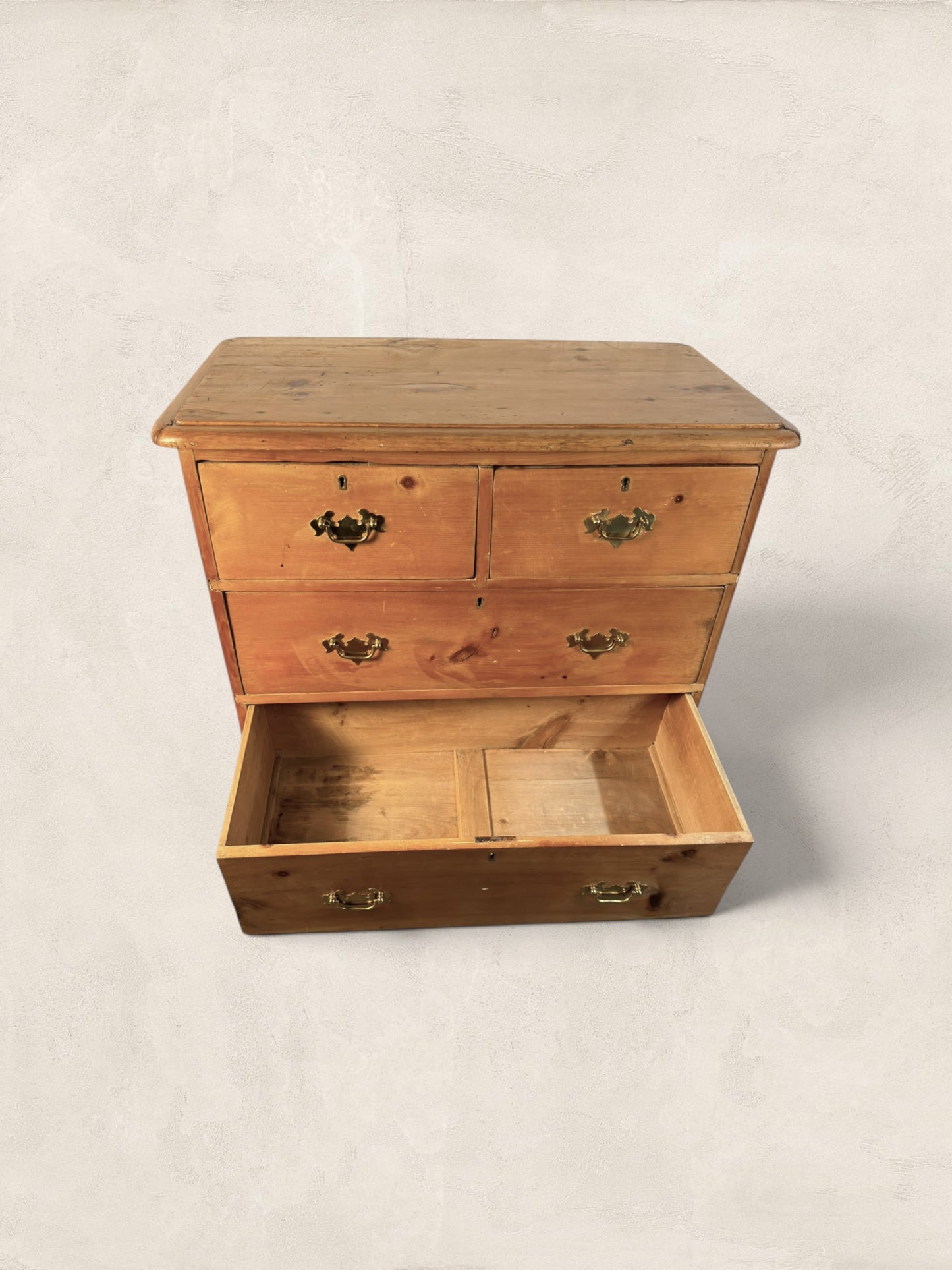 Victorian Pine Two Over Two Chest of Drawers-Turned Bun Feet
