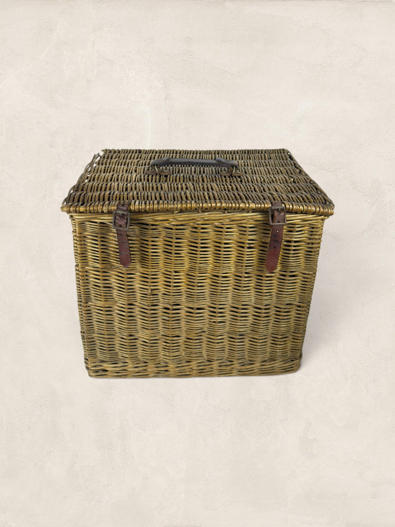 English Coracle Picnic Basket