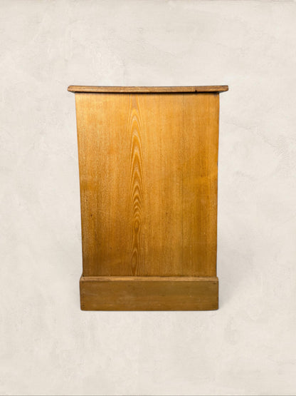 English Pine Chest of Drawers