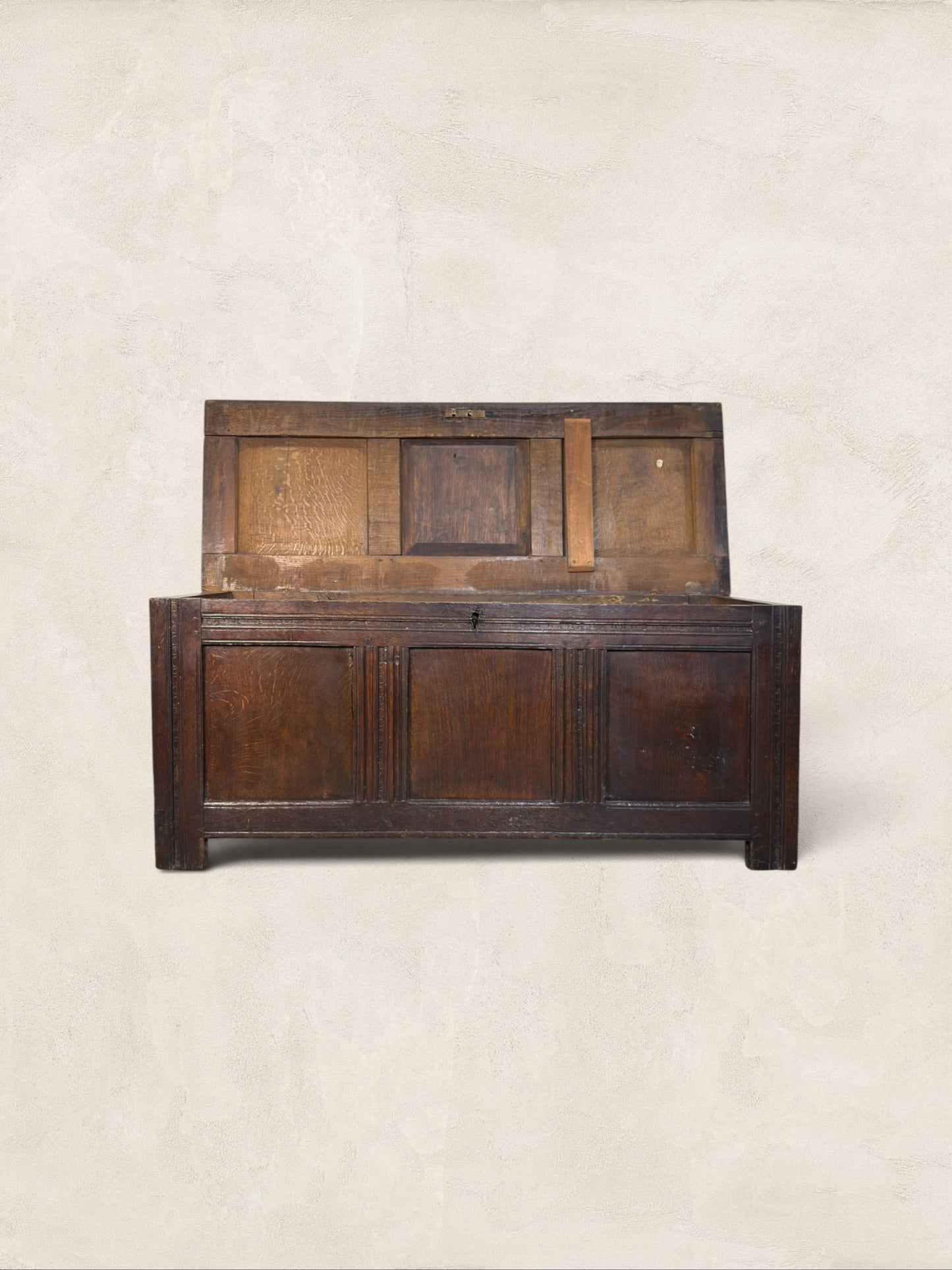 English Oak Coffer/Trunk