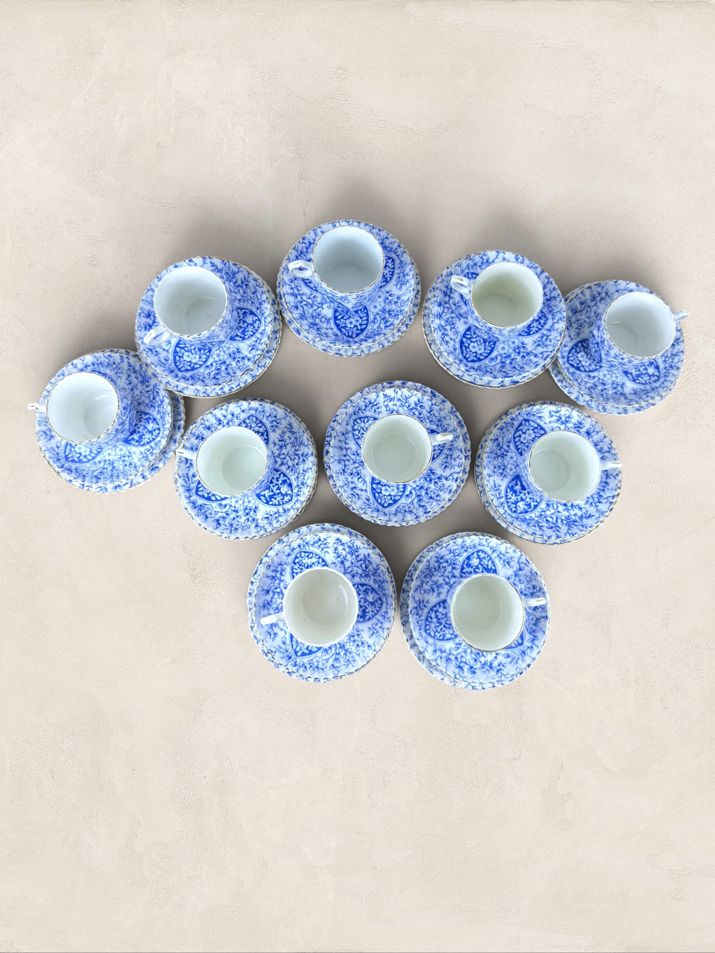 English Blue & White Porcelain Tea Service, 30 Pieces