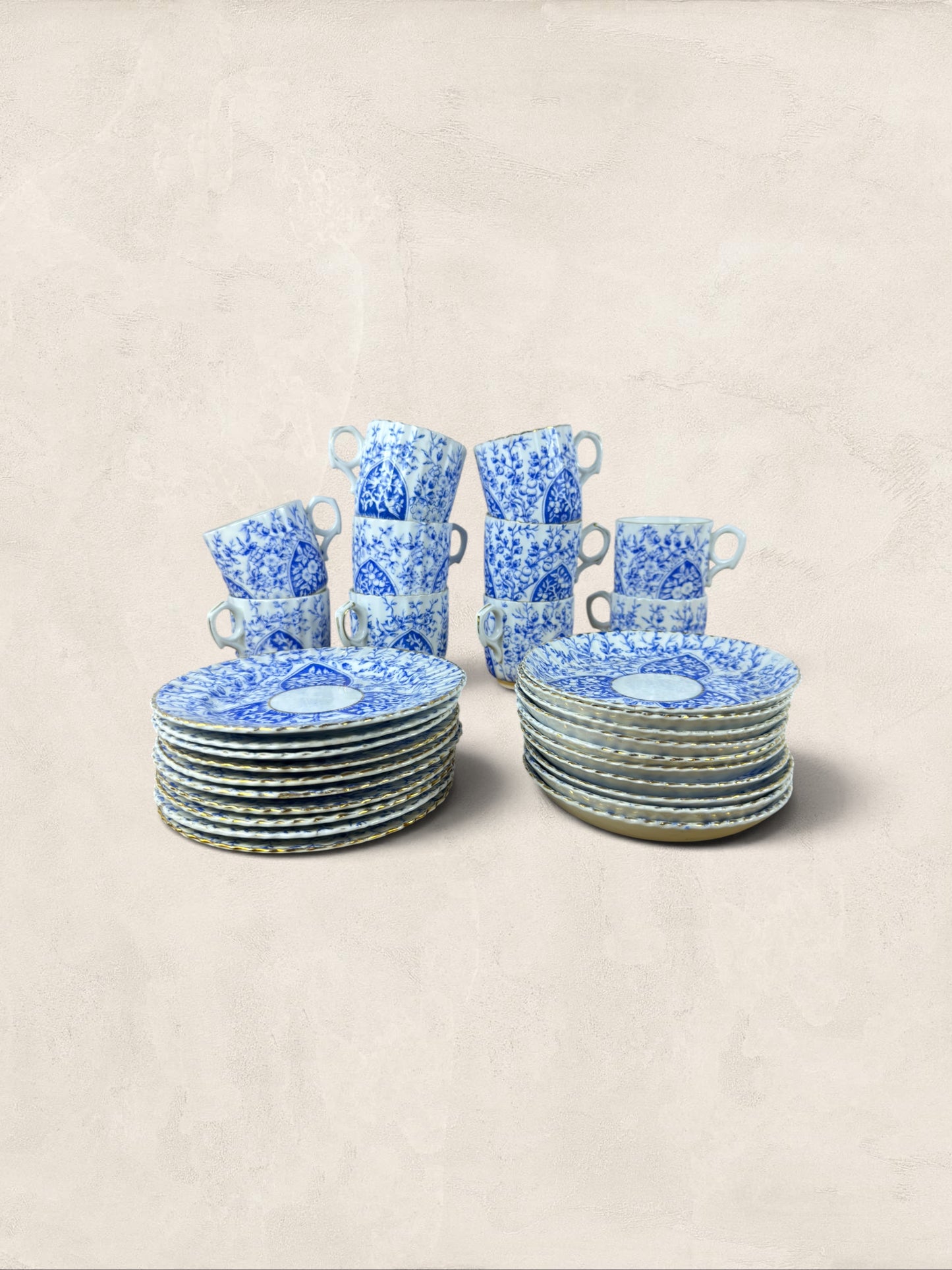 English Blue & White Porcelain Tea Service, 30 Pieces
