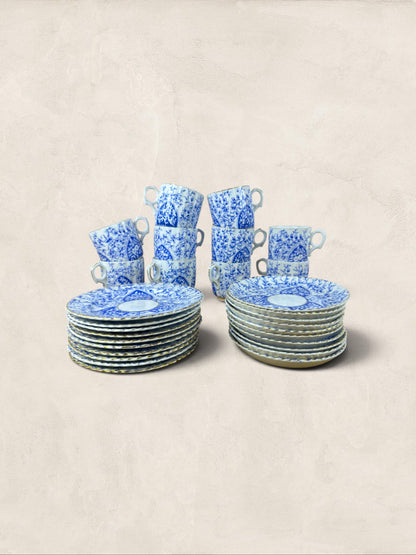 English Blue & White Porcelain Tea Service, 30 Pieces
