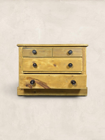 Victorian Pine Two Over Two Chest of Drawers With Plinth Base