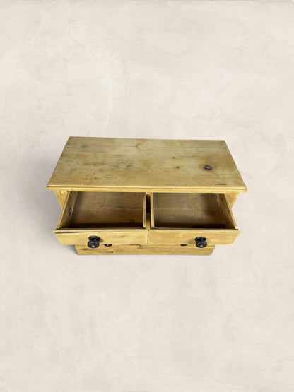 Victorian Pine Two Over Two Chest of Drawers With Plinth Base