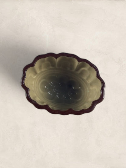 English Ceramic Bourne Jelly Mould