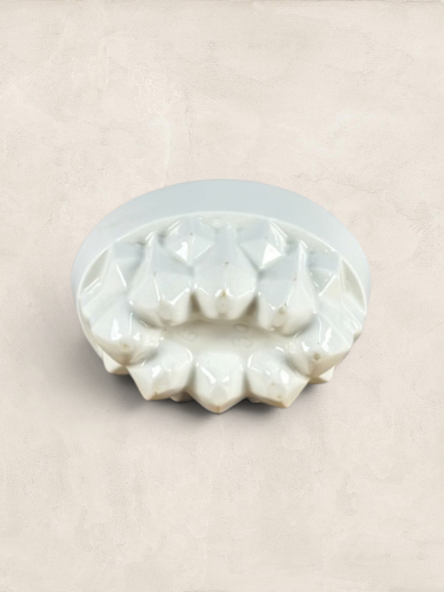 English Ironstone Savoy Pattern Jelly Mould