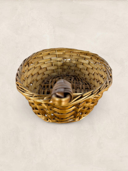 English Skillet-Shaped Bread Basket