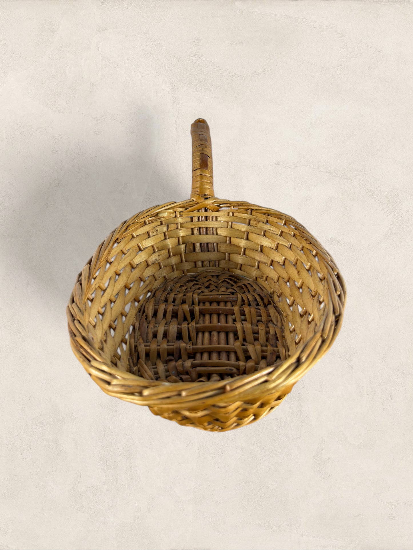 English Skillet-Shaped Bread Basket