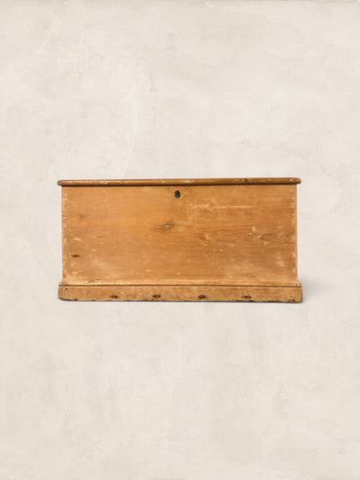 Edwardian English Pine Blanket Box