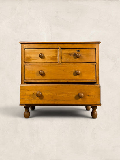 Victorian English Pine 2 Over 2 Chest of Drawers