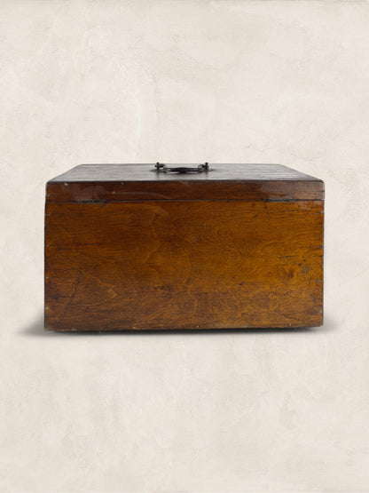 English Oak Lidded Storage Box with Green Baize Lining