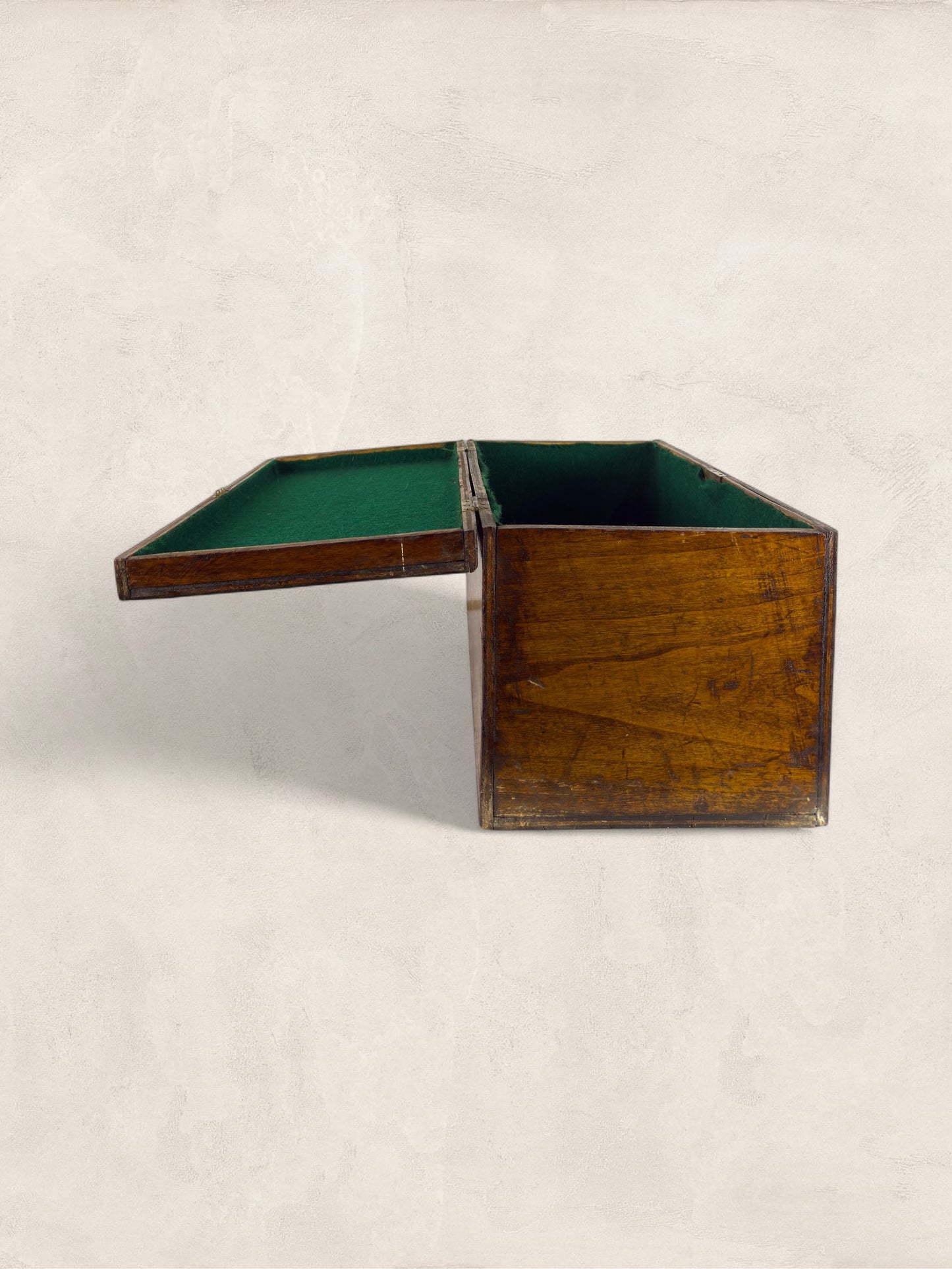 English Oak Lidded Storage Box with Green Baize Lining