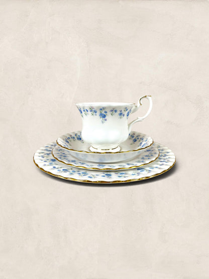 Royal Albert Memory Lane Bone China Quartet - Set of Four