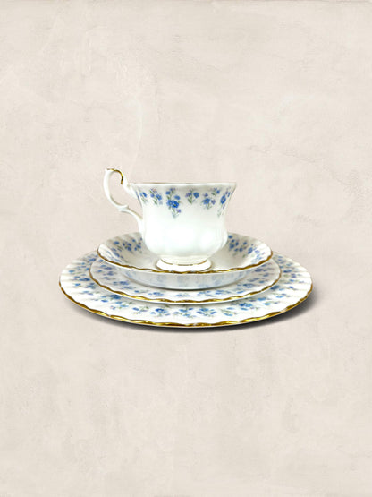 Royal Albert Memory Lane Bone China Quartet - Set of Four