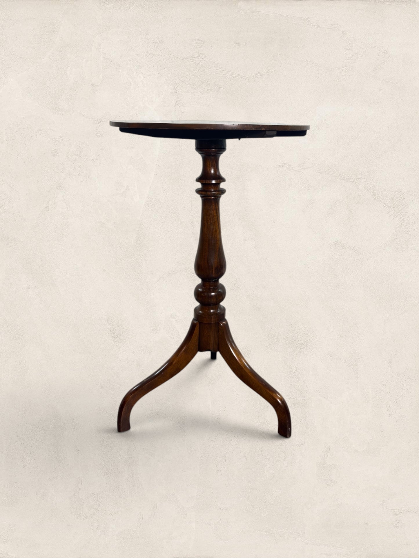 English Elm Tilt Topped Table