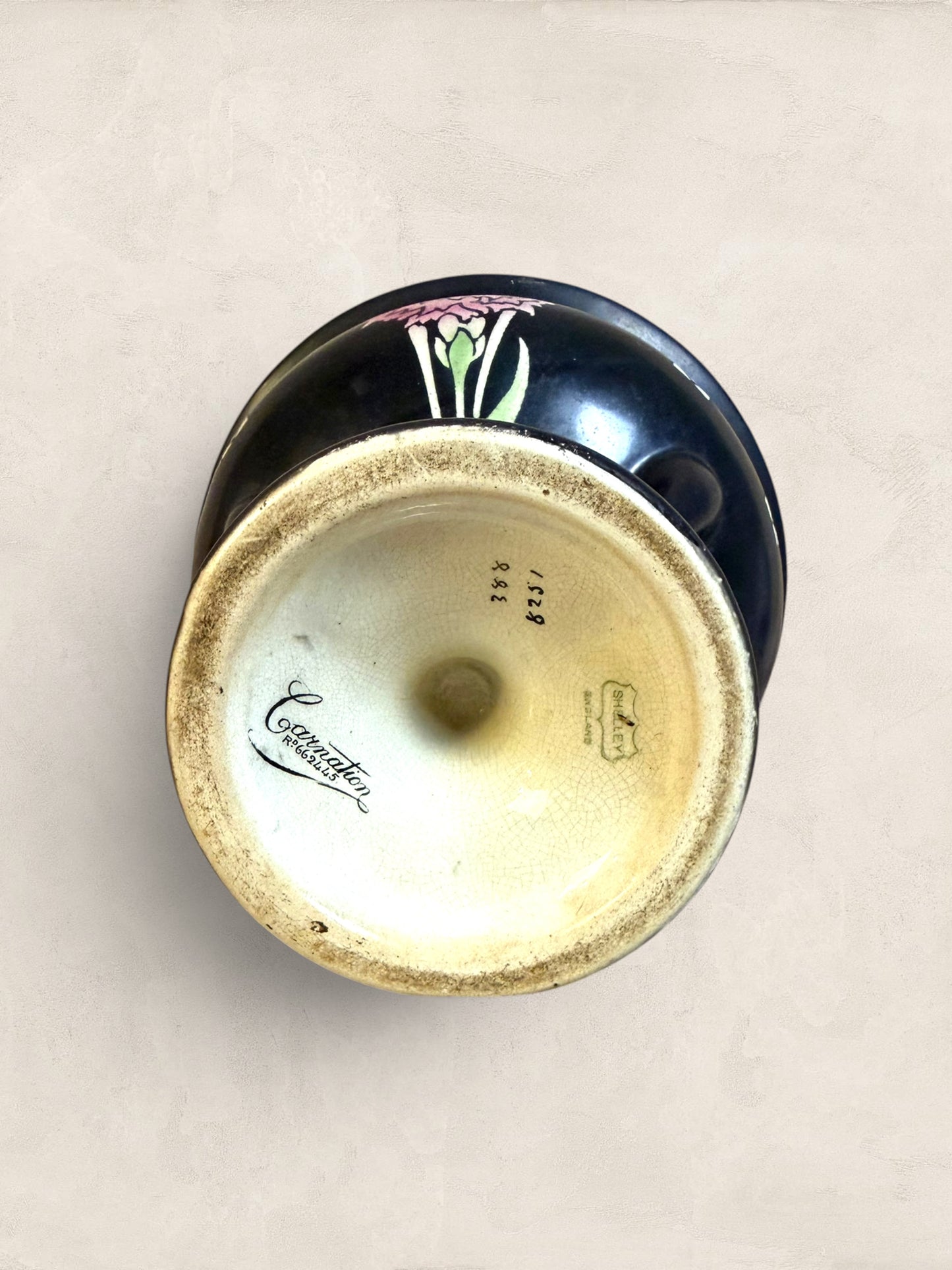 Shelley (Wileman & Co.) Carnation Jardiniere - circa 1910