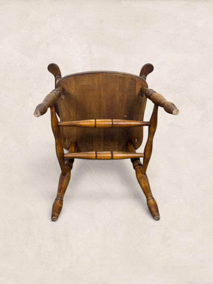 English Comb Back Windsor Chair