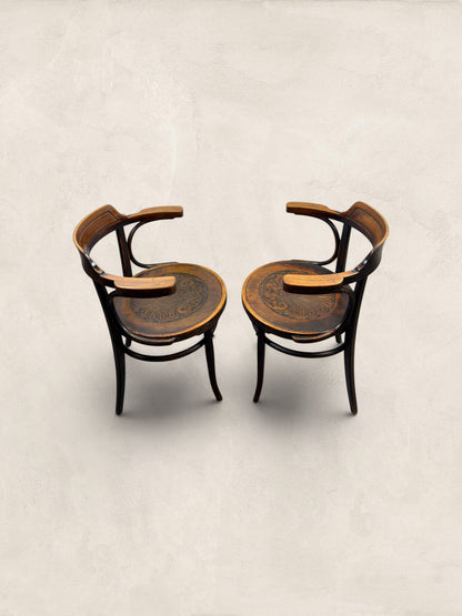 Pair of Beech Bentwood Chairs in a Thonet Style