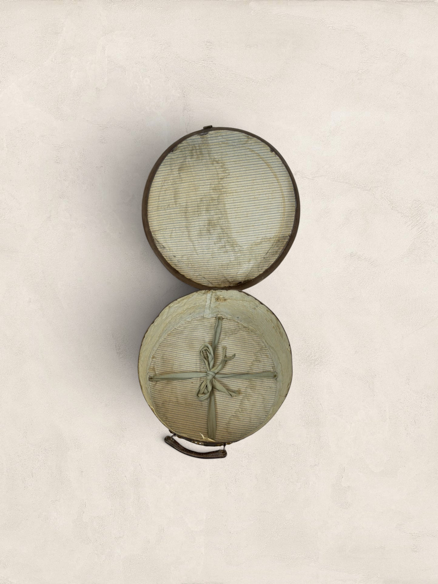 Edwardian Monogrammed Leather Hat Box "T.S."