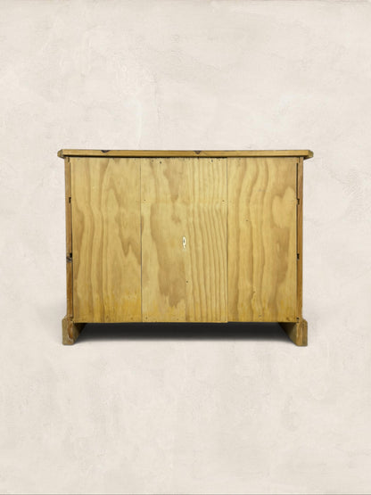 English Pine Chest of Drawers