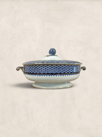 Stone and Relic Royal Cauldon 'Cromer' blue transferware covered tureen with lid and ornate knob. Features basketweave pattern.